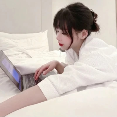 2025流行头像最新款图片女