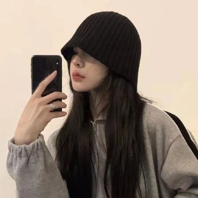 2025流行头像最新款图片女