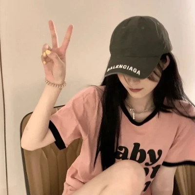 2025流行头像最新款图片女