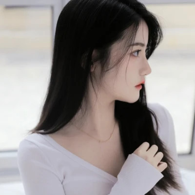 2025流行头像最新款图片女