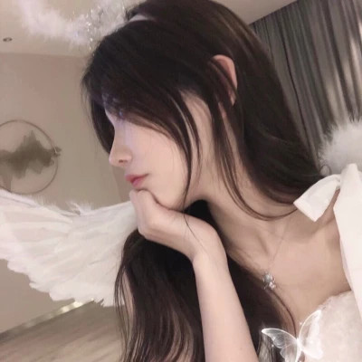 2025流行头像最新款图片女