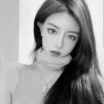 女头ins风真人黑白
