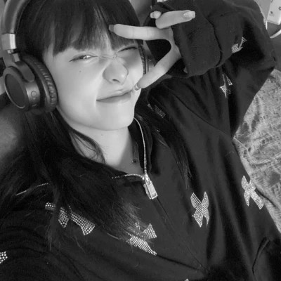 女头ins风真人黑白