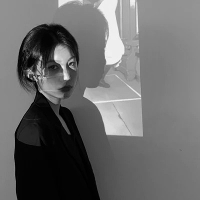 黑白美女头像时尚