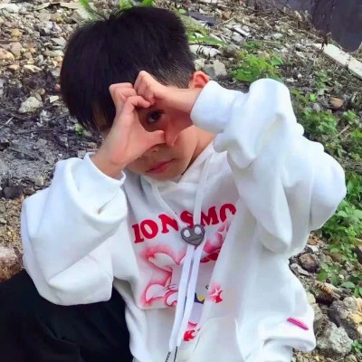 浪漫情侣头像高级小众一左一右图片