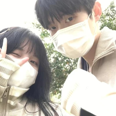 永久不换的头像真人情侣一对