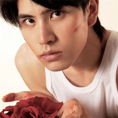 头像男深沉成熟