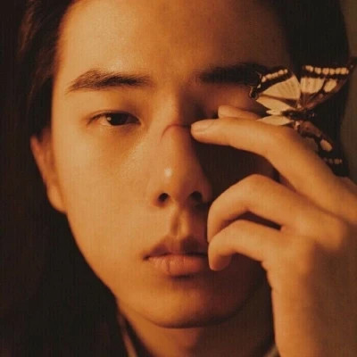 男生头像低调沉稳