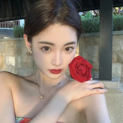 闺蜜头像单人清纯唯美
