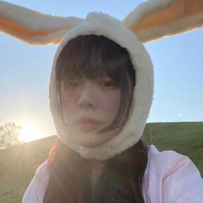 闺蜜头像单人清纯唯美