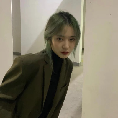 闺蜜头像单人清纯唯美