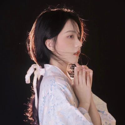 闺蜜头像单人清纯唯美
