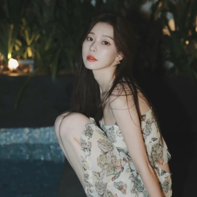 清新美女闺蜜头像单人