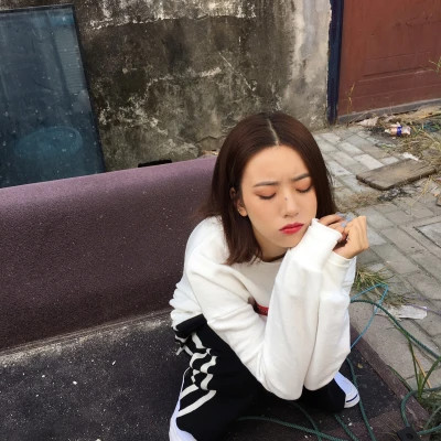 真人版闺蜜头像两张