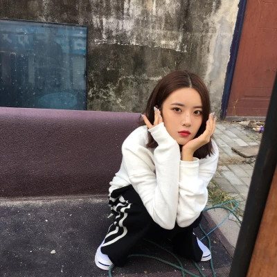 真人版闺蜜头像两张