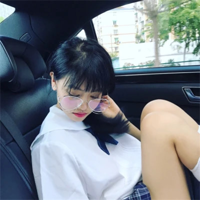真人版闺蜜头像两张