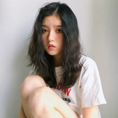 2025最火闺蜜头像真人