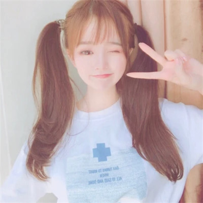 2025最火闺蜜头像真人