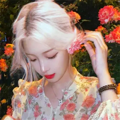 精致唯美女生头像