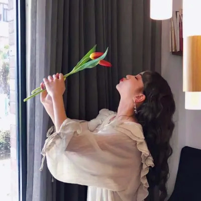 精致唯美女生头像