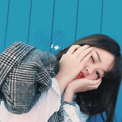 精致唯美女生头像