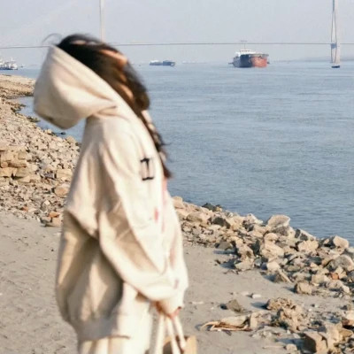 2025新款女头像