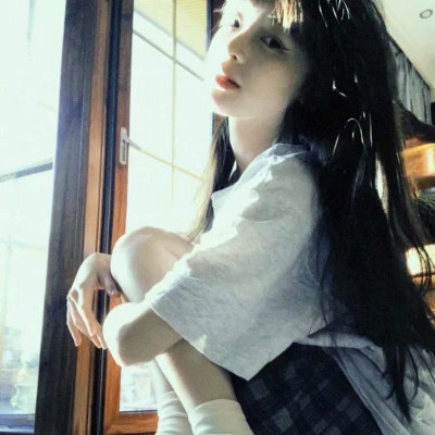 2025新款女头像