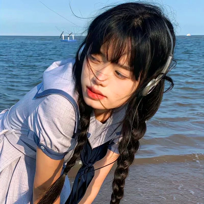 2025新款女头像