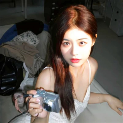 2025新款女头像