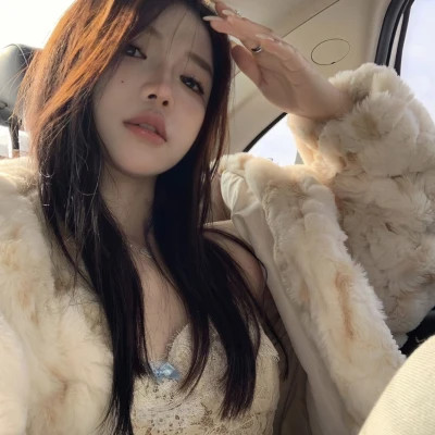 风格女头干净真人高清图片