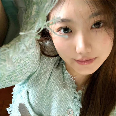 2025新款个性非主流女生头像图片