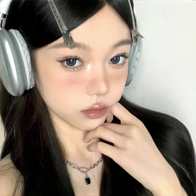 2025新款个性非主流女生头像图片