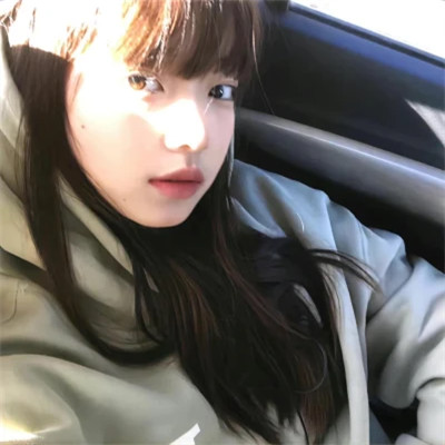 2025新款个性非主流女生头像图片