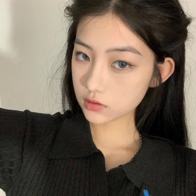 2025新款个性非主流女生头像图片