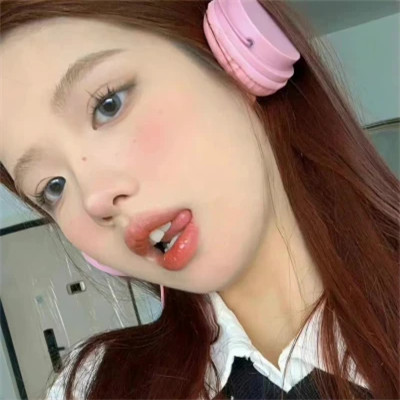 2025新款个性非主流女生头像图片