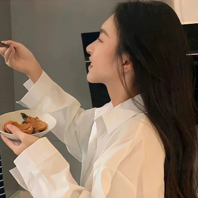 2025新款个性非主流女生头像图片