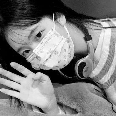 qq个性头像女黑白高清