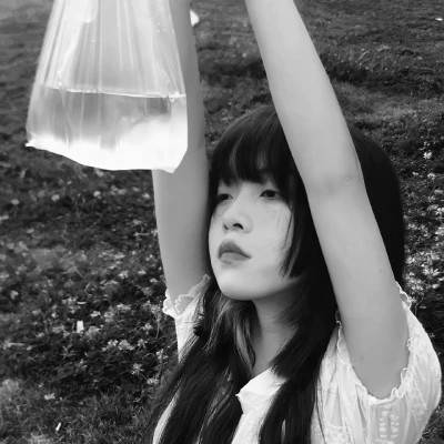 qq个性头像女黑白高清