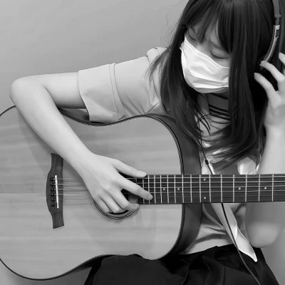 qq个性头像女黑白高清