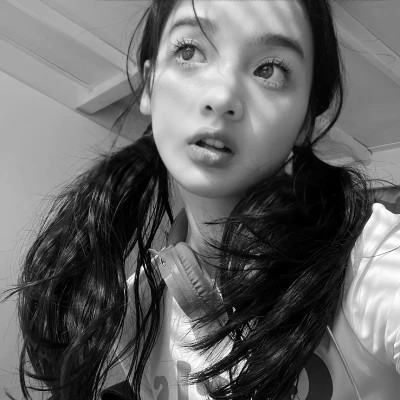 qq个性头像女黑白高清