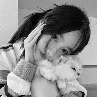 qq个性头像女黑白高清