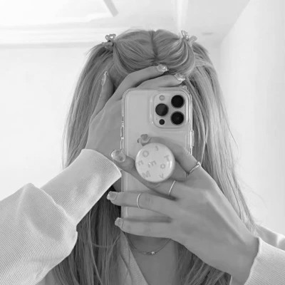 qq个性头像女黑白高清