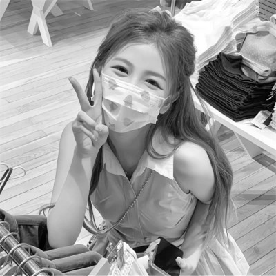 qq个性头像女黑白高清