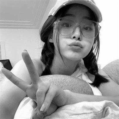 qq个性头像女黑白高清