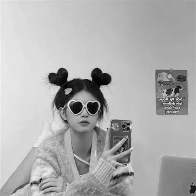 女生头像ins高级质感黑白
