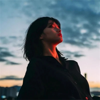 女生高级氛围感美女头像