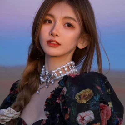 女生高级氛围感美女头像