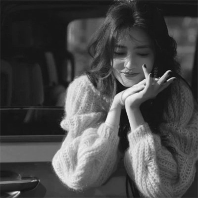 黑白个性头像女生气质高冷