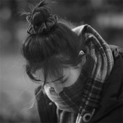 黑白个性头像女生气质高冷