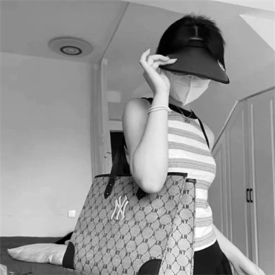 黑白个性头像女生气质高冷